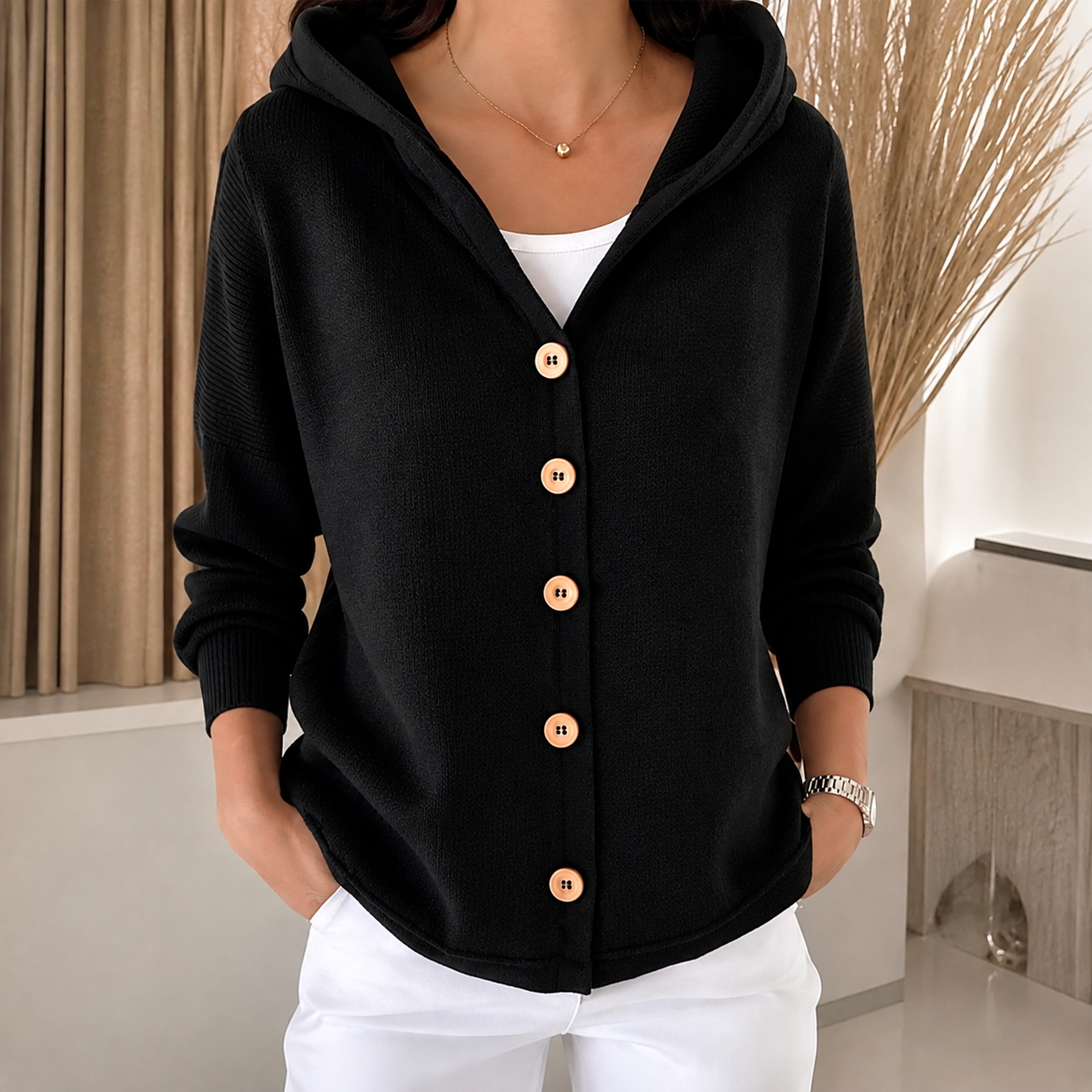 Lena | Trui met capuchon en knoopsluiting