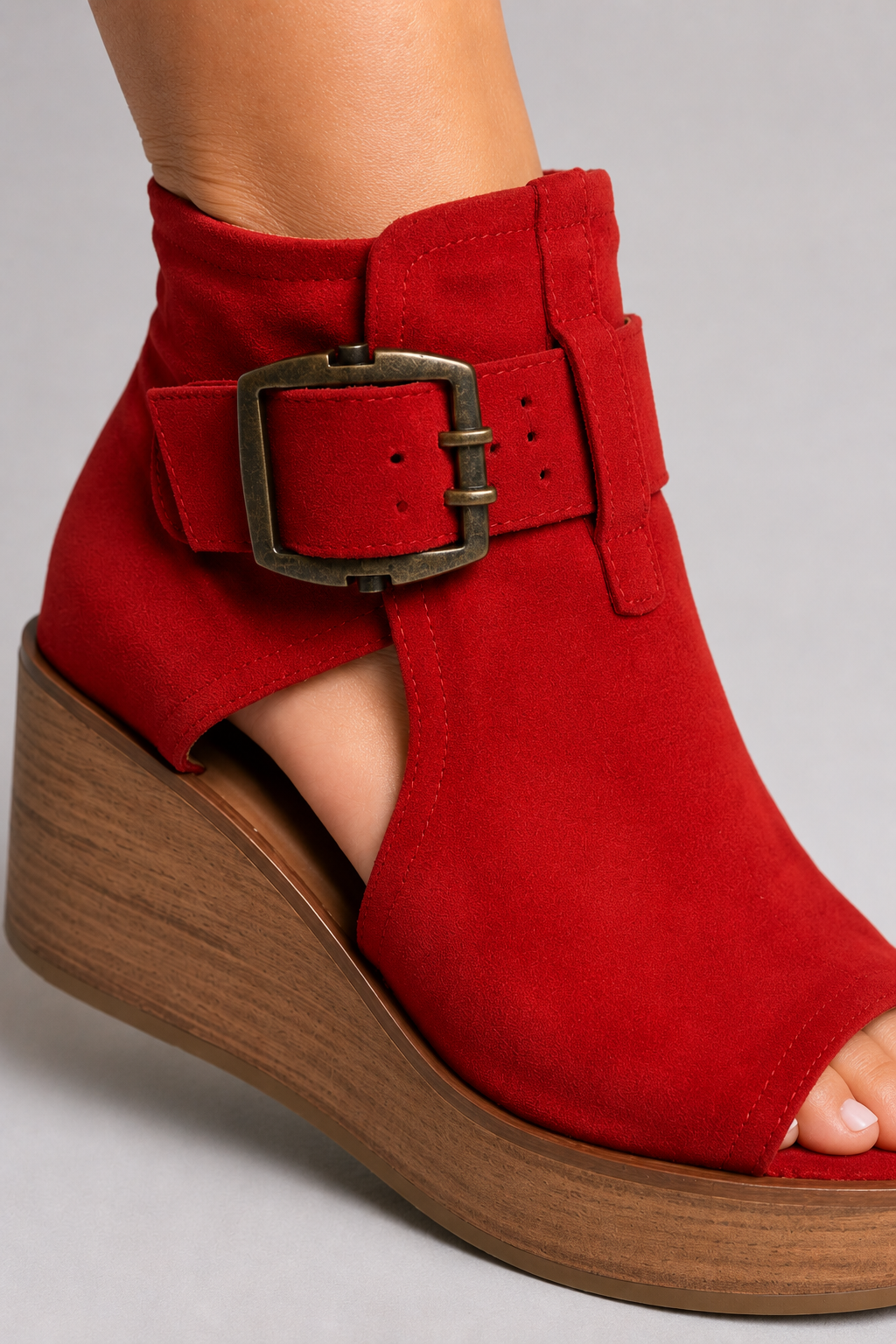 Scarlet Breeze Heels