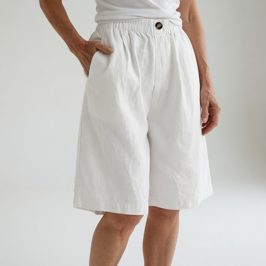 Nina Luchtige Short